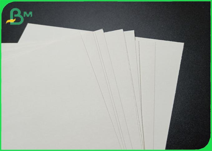 Листы естественной белой Uncoated воды толщины 0.6mm поглощая бумажные