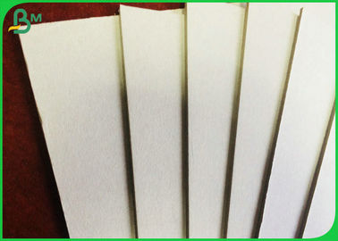макулатурный картон 1ММ 2ММ повторно использованный толщиной материальный серый в упаковке листа