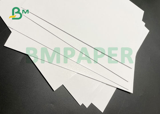 Устойчивый к изгибу 300 гр 310 гр Двухсторонний покрытый глянцевый игровой картон 70х100 см