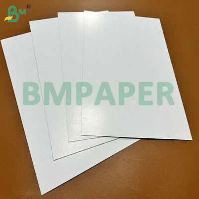 71x 65 см 290 г/м² 310 г/м² мелованная двусторонняя бумага с черным сердечником для покерных карт