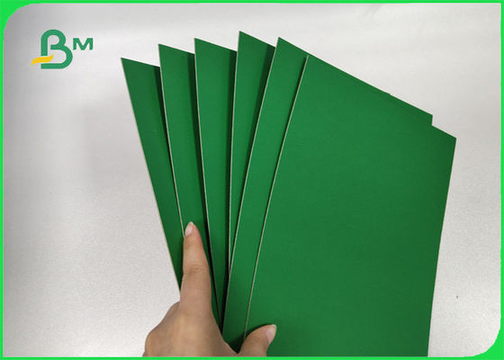 ФСК аттестовал серую доску 1800гсм напечатанное цветом 1500гсм для обложек книги