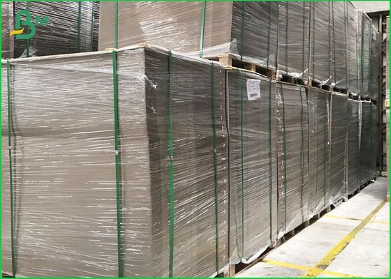 листы 1250гсм макулатурного картона 3мм 4мм Тхикнессгрей делают одобренный ФСК водостойким